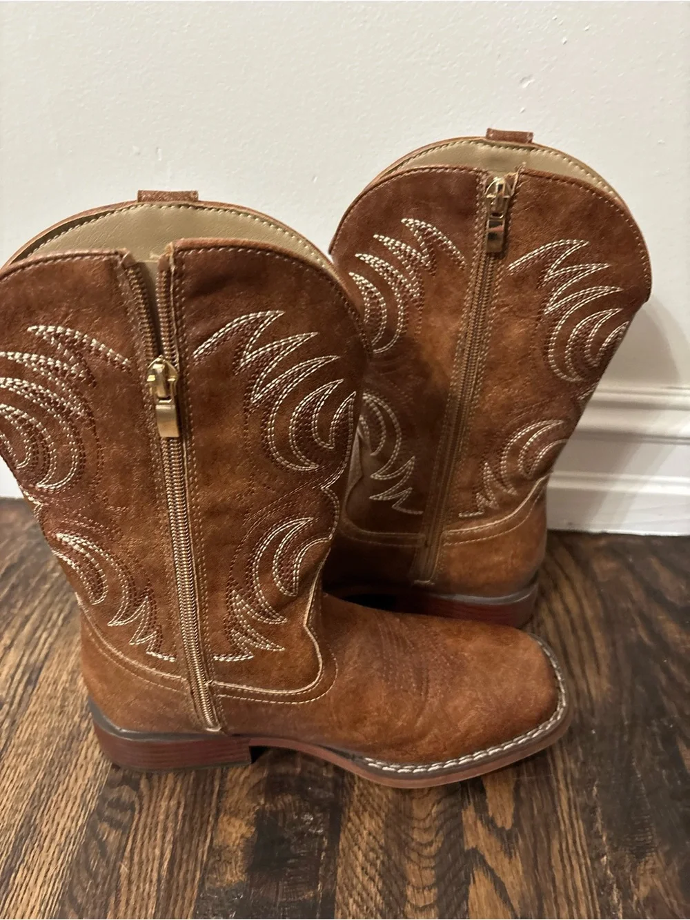 Classic Brown Western-Style Rollda youth boots - 4y